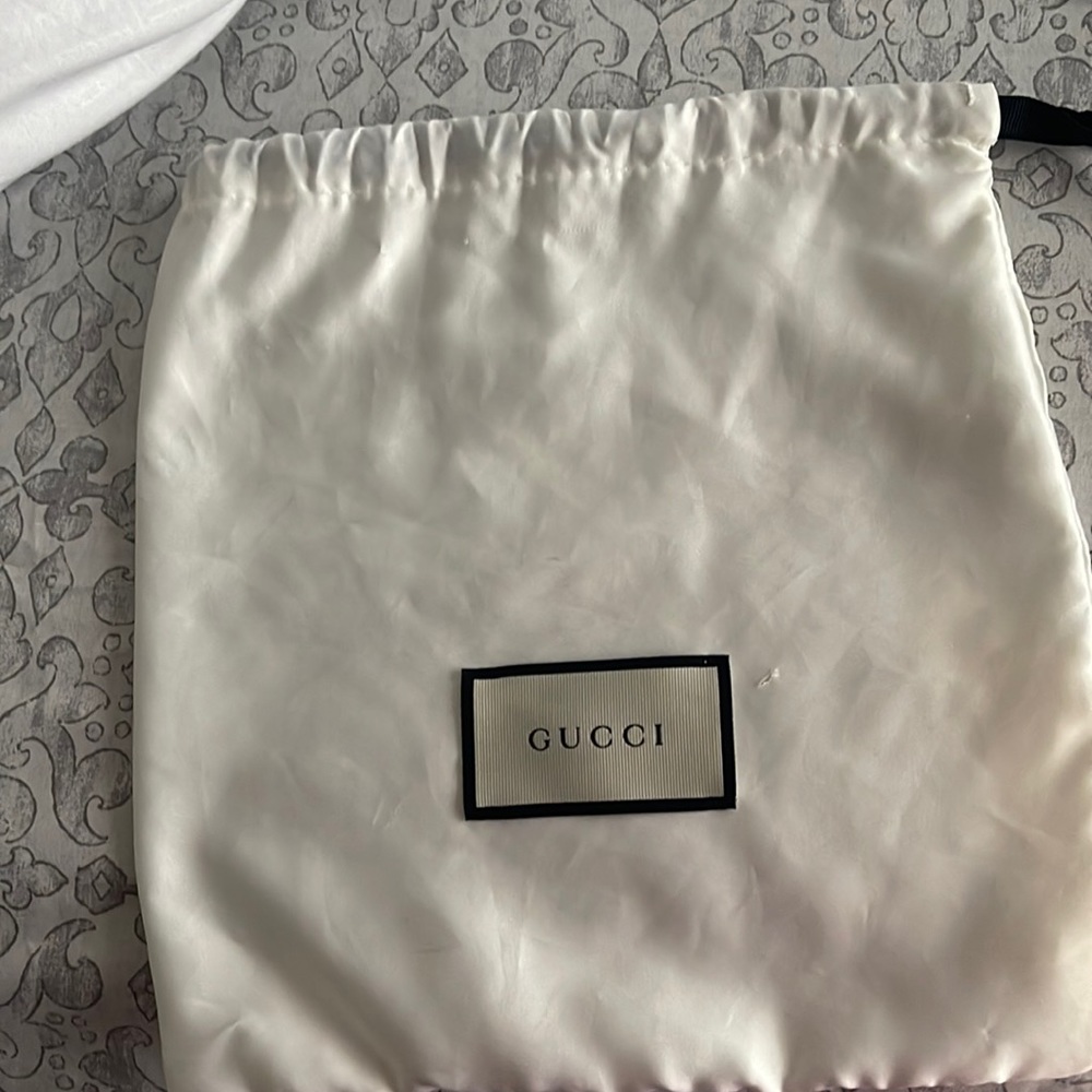 Gucci belt dust bag